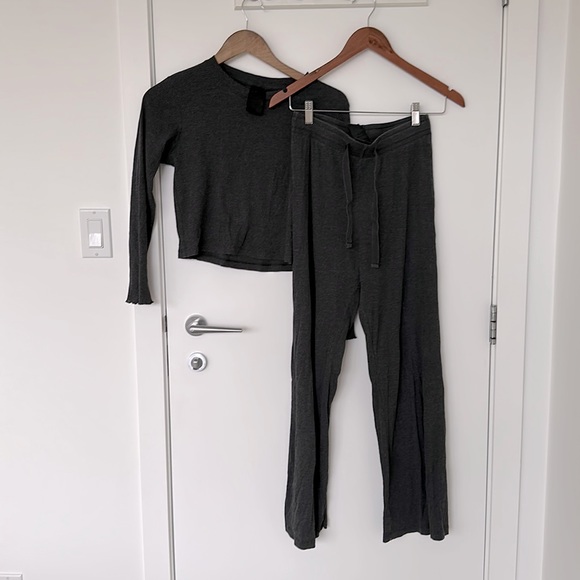 H&M PJs - Picture 1 of 1